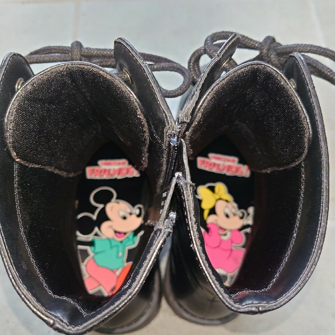 Disney(ディズニー)のディズニーコラボ レースアップショートブーツ 厚底 編み上げ レディースの靴/シューズ(ブーツ)の商品写真