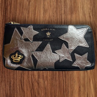 エーディーエムジェイ(A.D.M.J.)の ADMJエーディーエムジェイ 可愛い星のパッチワークLジップ長財布(財布)
