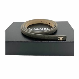 シャネル(CHANEL)の⭐️良品⭐️ シャネル B14S ココマーク スエード ベルト グレー(ベルト)