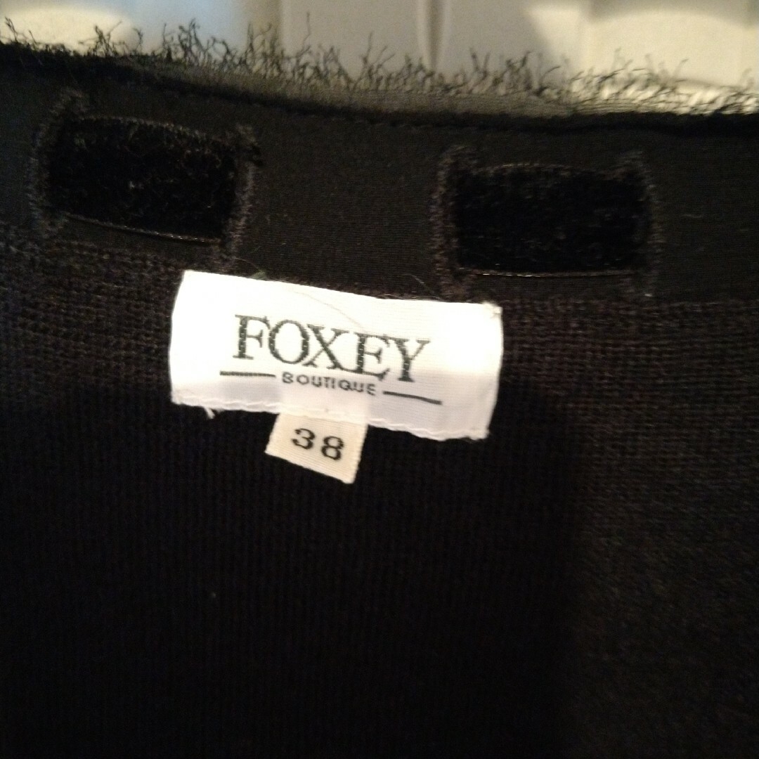 FOXEY(フォクシー)のFOXEY　フォクシー　ニットセーター　カシミヤ　シルク　リボン　38 レディースのトップス(ニット/セーター)の商品写真