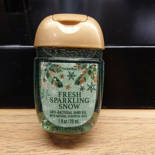 バスアンドボディーワークス(Bath & Body Works)の【新品】バス&ボディーワークス フレッシュスパークリングスノー ハンドジェル(ボディソープ/石鹸)