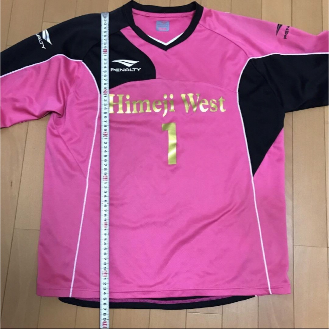 PENALTY(ペナルティ)のサッカー服上下　ペナルティ　メンズO ピンク　ブラック　黒　長袖　半ズボン　中古 スポーツ/アウトドアのランニング(ウェア)の商品写真