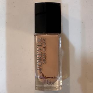 ディオール(Dior)のDior 【FOREVER SKIN GLOW】リキッドファンデーション(ファンデーション)