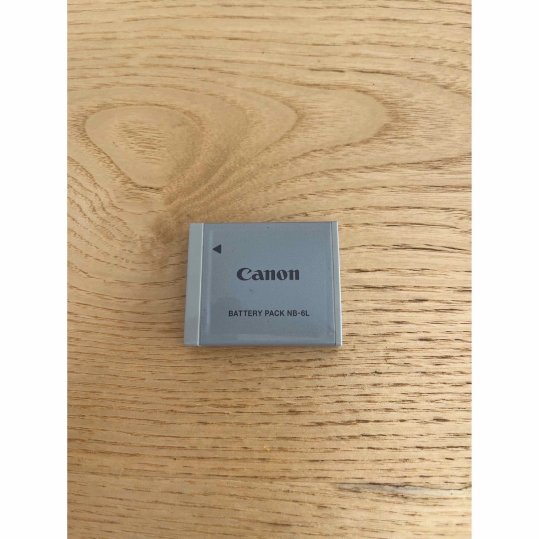 Canon(キヤノン)のCANON キャノン　充電器　バッテリー　純正　純正品　CB-2LY NB-6L スマホ/家電/カメラのスマートフォン/携帯電話(バッテリー/充電器)の商品写真