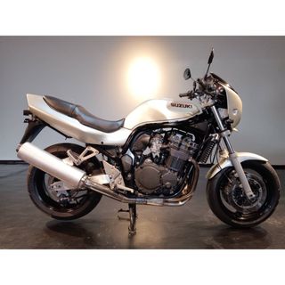 スズキ(スズキ)のSUZUKI GSF1200(車体)