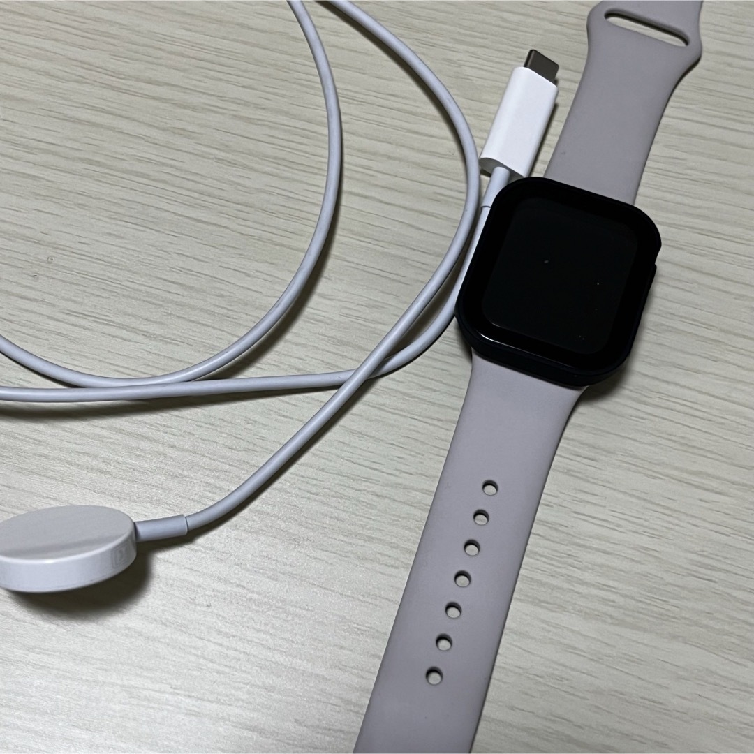 Apple Watch(アップルウォッチ)の【ほぼ新品/現行品】Apple Watch SE 第二世代 ブラック　カバー付 メンズの時計(腕時計(デジタル))の商品写真