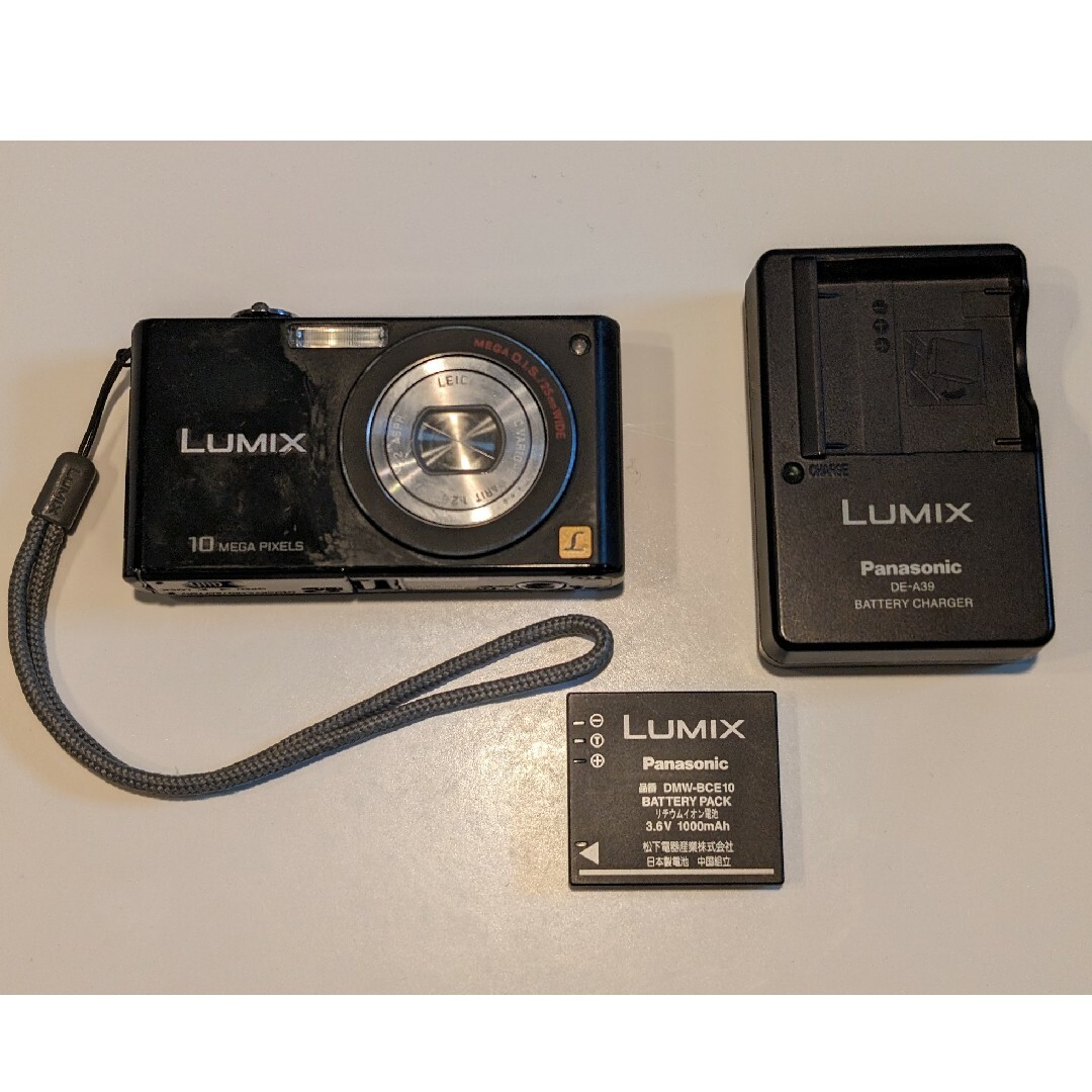 Panasonic(パナソニック)のPanasonic コンパクトデジタルカメラ LUMIX FX DMC-FX37 スマホ/家電/カメラのカメラ(コンパクトデジタルカメラ)の商品写真