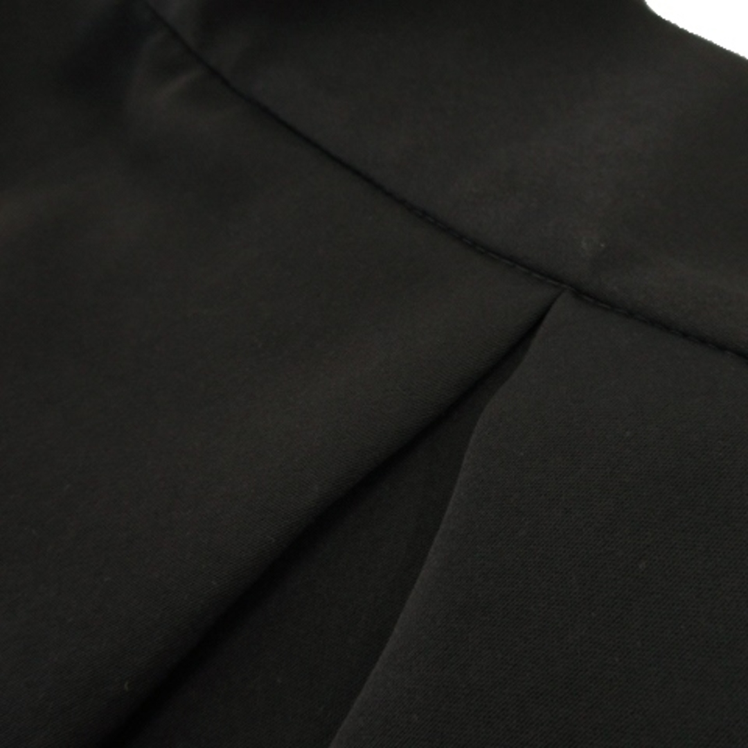 tiara(ティアラ)のティアラ スカート フレア ミモレ ロング サテン タック 厚手 2 黒 レディースのスカート(ロングスカート)の商品写真