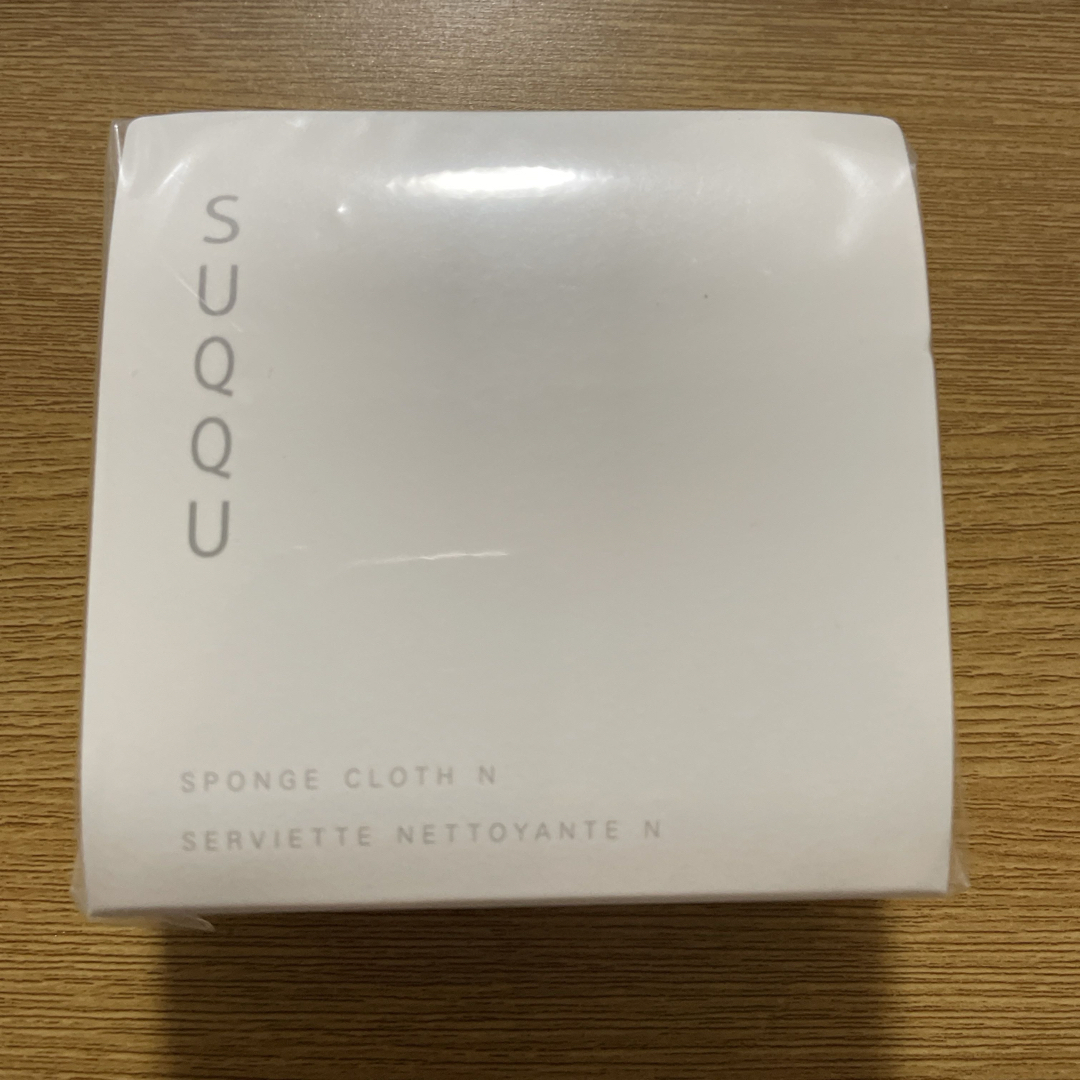SUQQU(スック)のSUQQU スポンジクロスN 新品 コスメ/美容のメイク道具/ケアグッズ(パフ・スポンジ)の商品写真