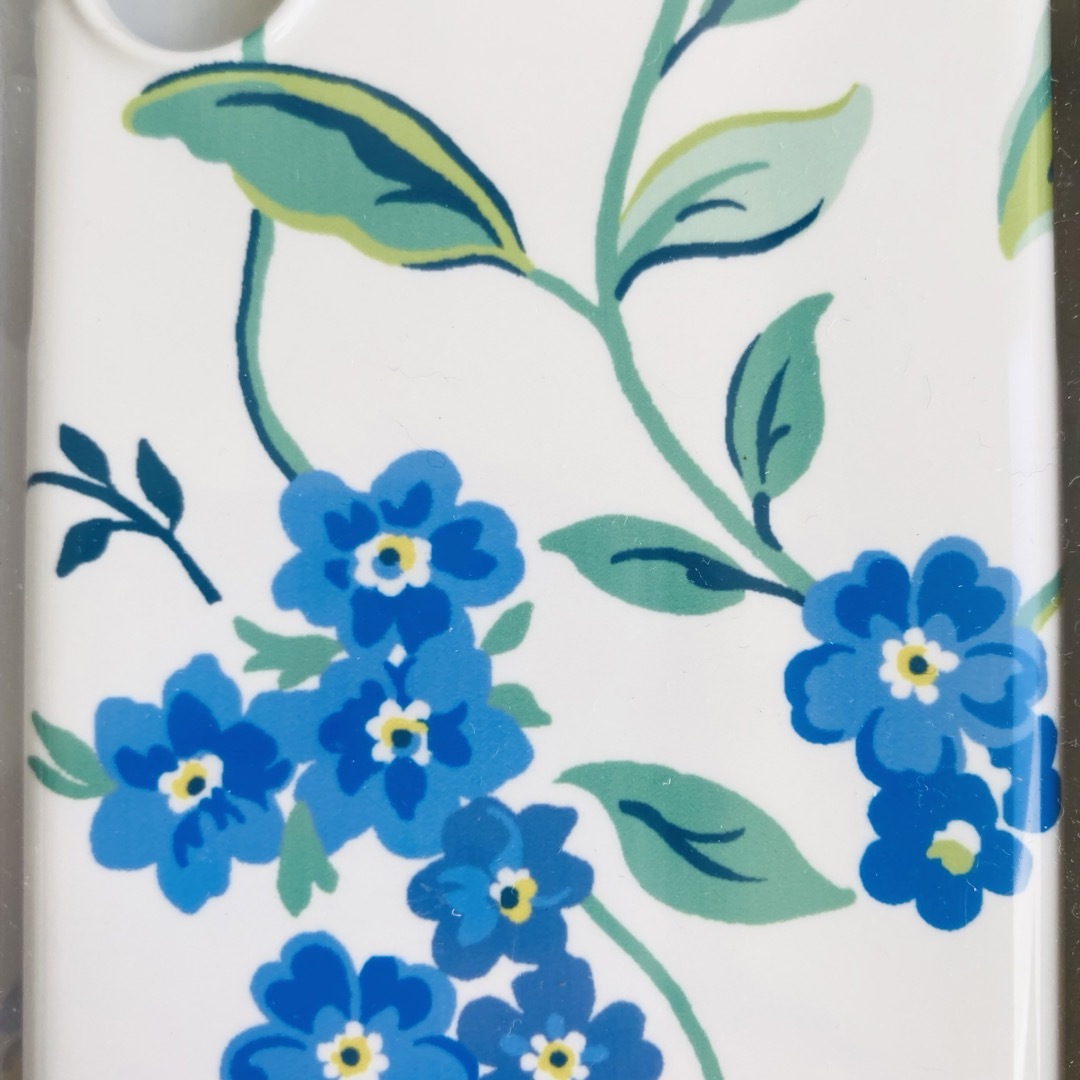 Cath Kidston(キャスキッドソン)のキャスキッドソン　iPhoneケース  X/XS 花柄　新品タグ付き　送料無料 スマホ/家電/カメラのスマホアクセサリー(iPhoneケース)の商品写真