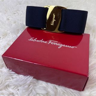 サルヴァトーレフェラガモ(Salvatore Ferragamo)のSalvatore Ferragamo ベルト　紺　ヴァラリボン　キャンバス(ベルト)