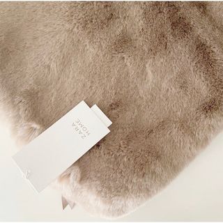 新品 ZARA HOME ザラホーム フェイクファー クッションカバー ミンク