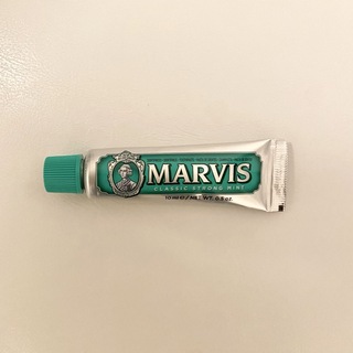 マービス(MARVIS)の【新品】MARVIS マービス クラッシック ストロング・ミント(歯磨き粉)