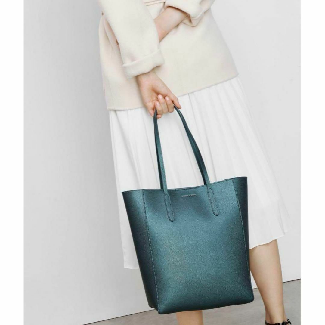 Charles and Keith(チャールズアンドキース)のチャールズアンドキース♡クラシックトートバッグ　グリーン レディースのバッグ(トートバッグ)の商品写真