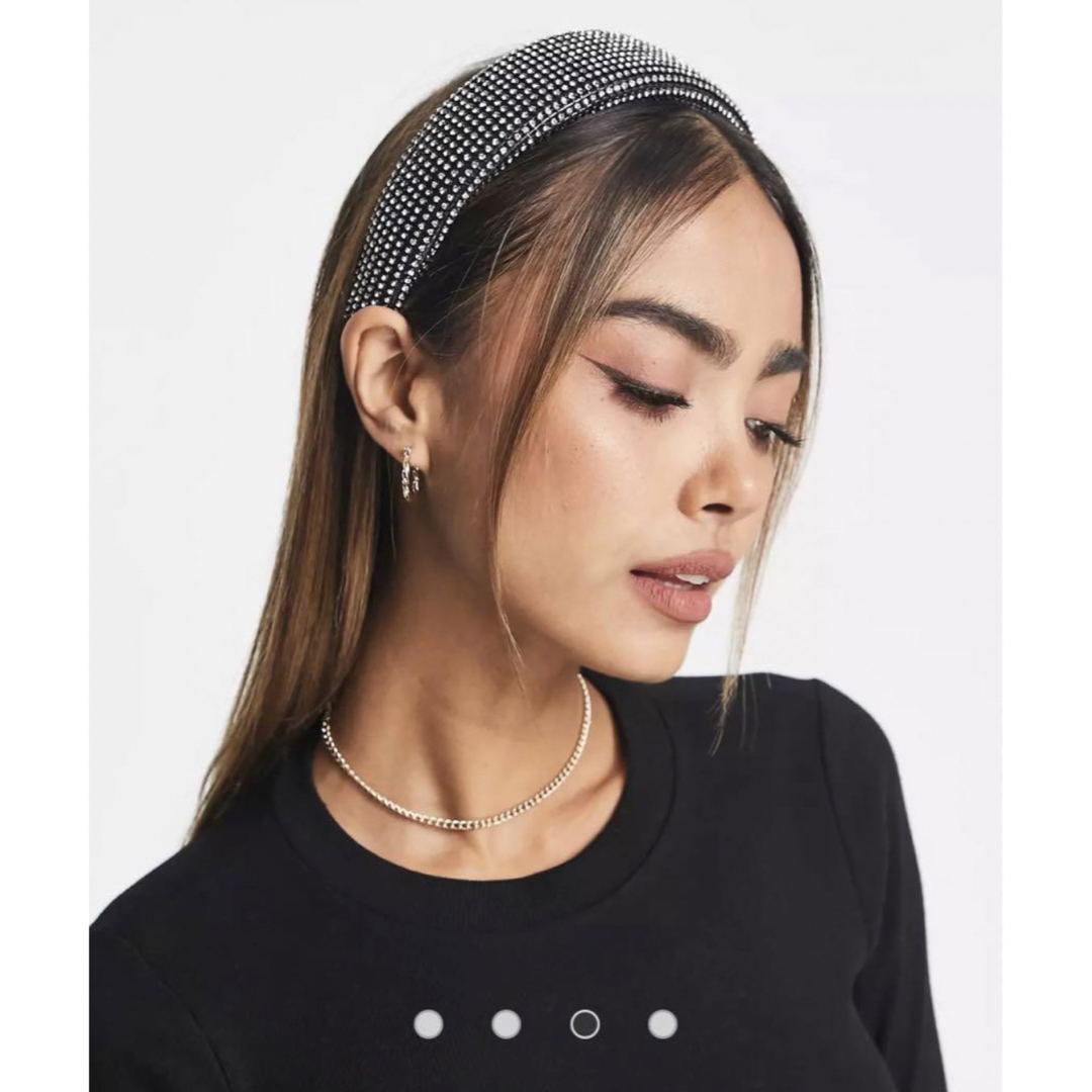 新品未使用‼️❤︎Vero Moda❤︎ビジューカチューシャ レディースのヘアアクセサリー(カチューシャ)の商品写真