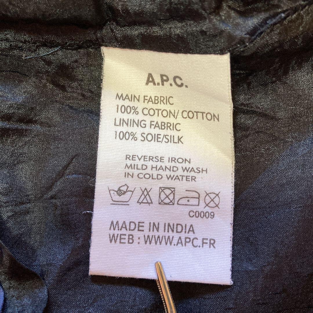 A.P.C(アーペーセー)のアーペーセーマドラス　ひざ丈ワンピース　紺　ゴールドドット柄　XS　半袖　可愛い レディースのワンピース(ひざ丈ワンピース)の商品写真