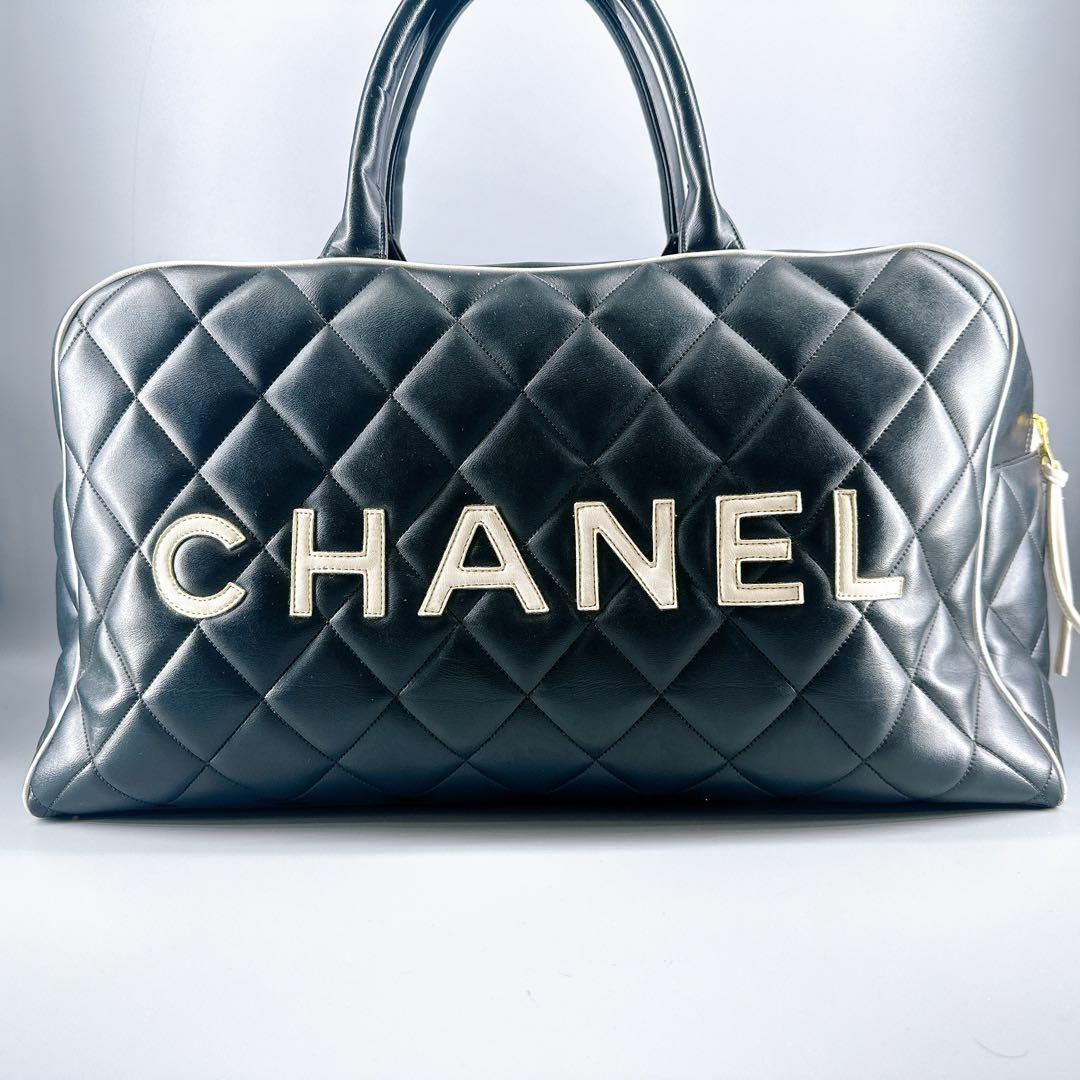 CHANEL(シャネル)の希少 極美品 CHANEL マトラッセ ロゴ ボストン ヴィンテージ ブラック レディースのバッグ(スーツケース/キャリーバッグ)の商品写真