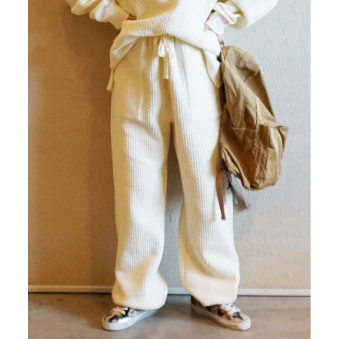 JOURNAL STANDARD(ジャーナルスタンダード)の【chimala/チマラ】 QUILTED DRAWSTRING PANT レディースのパンツ(カジュアルパンツ)の商品写真