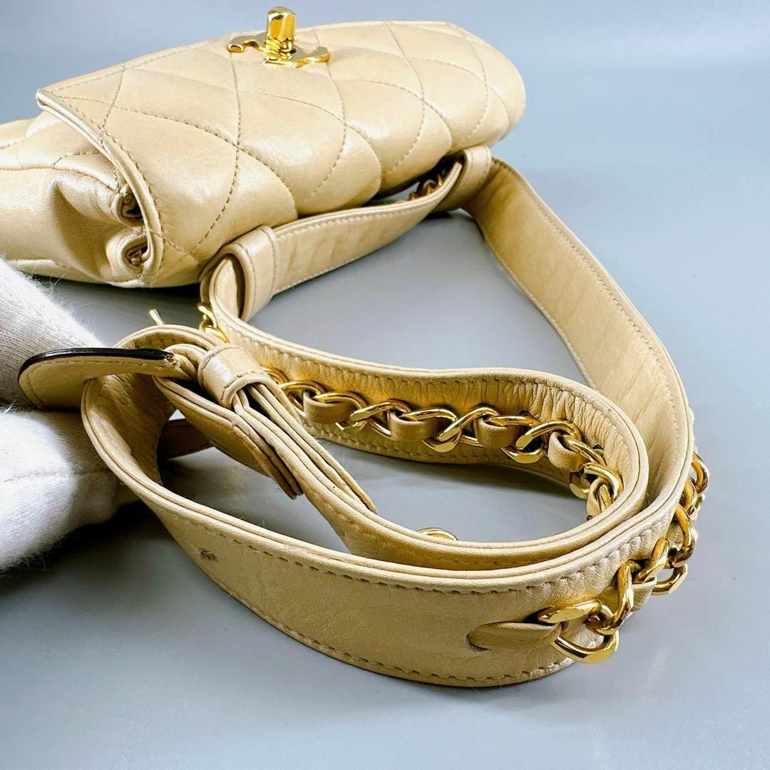 CHANEL - 極美品 CHANEL マトラッセ ボディバッグ ココマーク CHANEL - 極美品 CHANEL マトラッセ ボディバッグ ココマーク