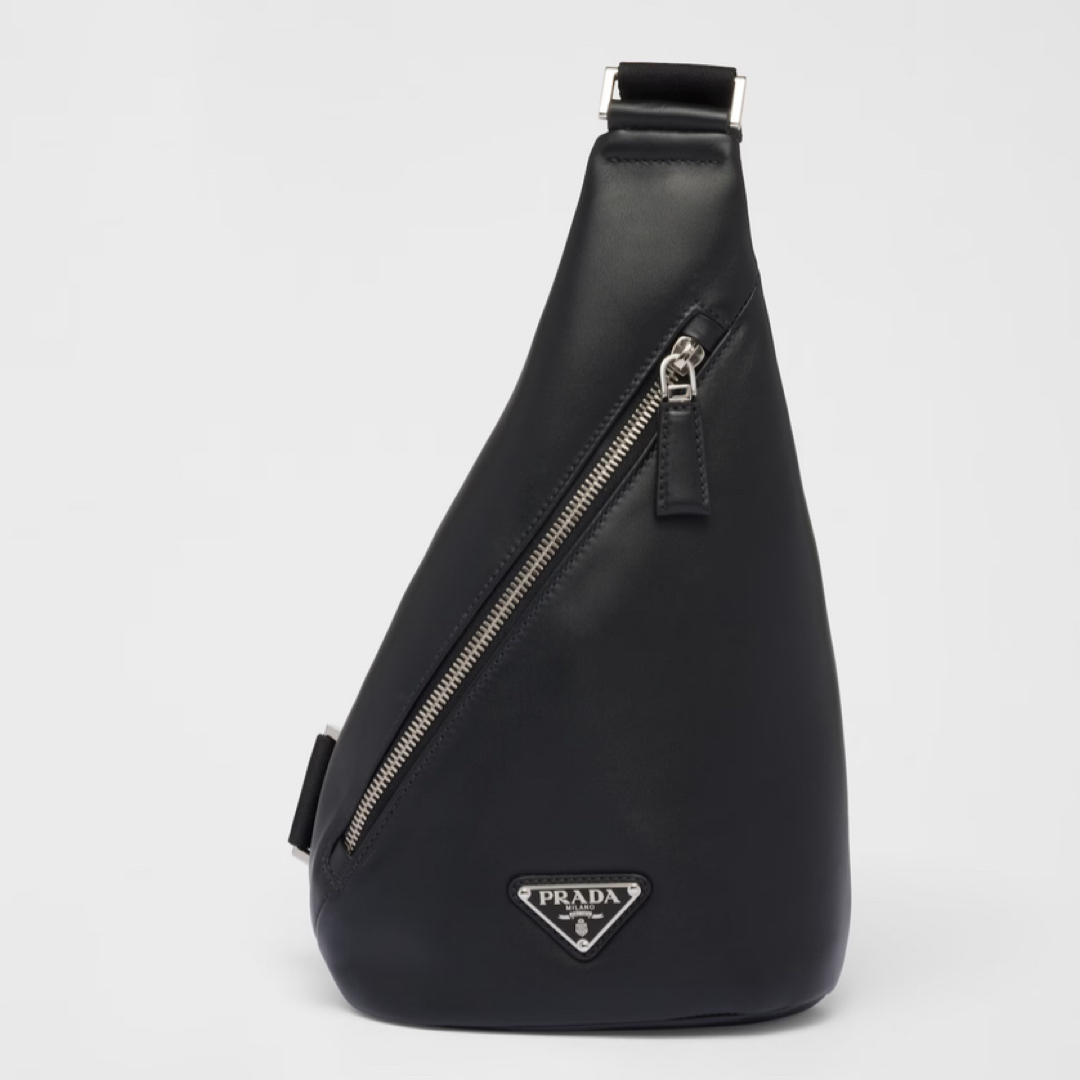 PRADA(プラダ)のさき様専用 レディースのバッグ(ショルダーバッグ)の商品写真