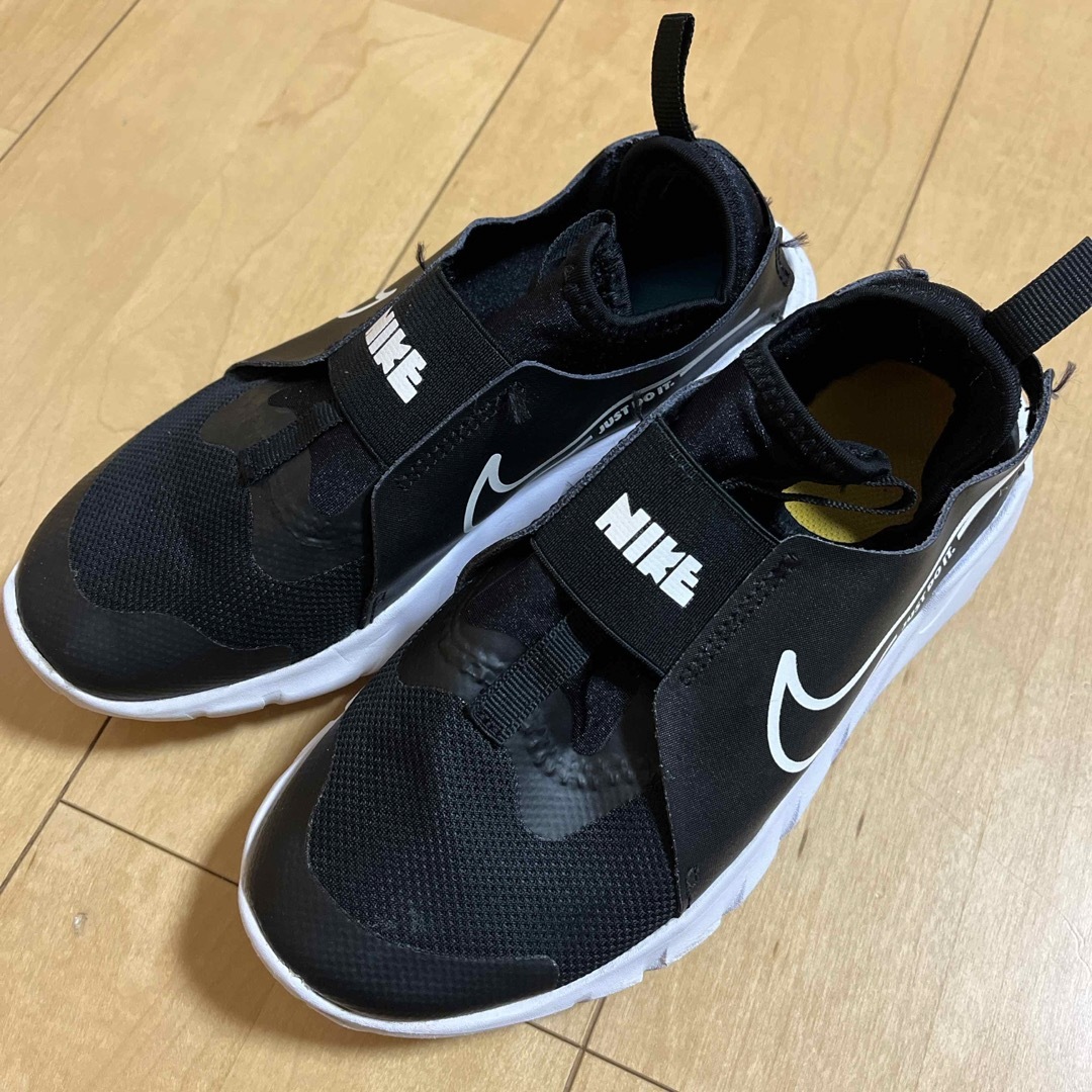 NIKE(ナイキ)のNIKE フレックスランナー　2足セット キッズ/ベビー/マタニティのキッズ靴/シューズ(15cm~)(スニーカー)の商品写真