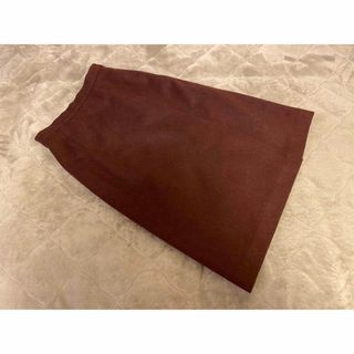 【美品】カシミア混美ラインスリット入りペンシルスカート (ひざ丈スカート)