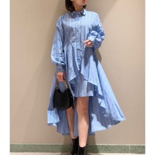 古着 ビンテージ 70s USA センタージッパー ワンピース 花柄 総柄の 古着 ビンテージ 70s USA センタージッパー ワンピース 花柄 総柄の