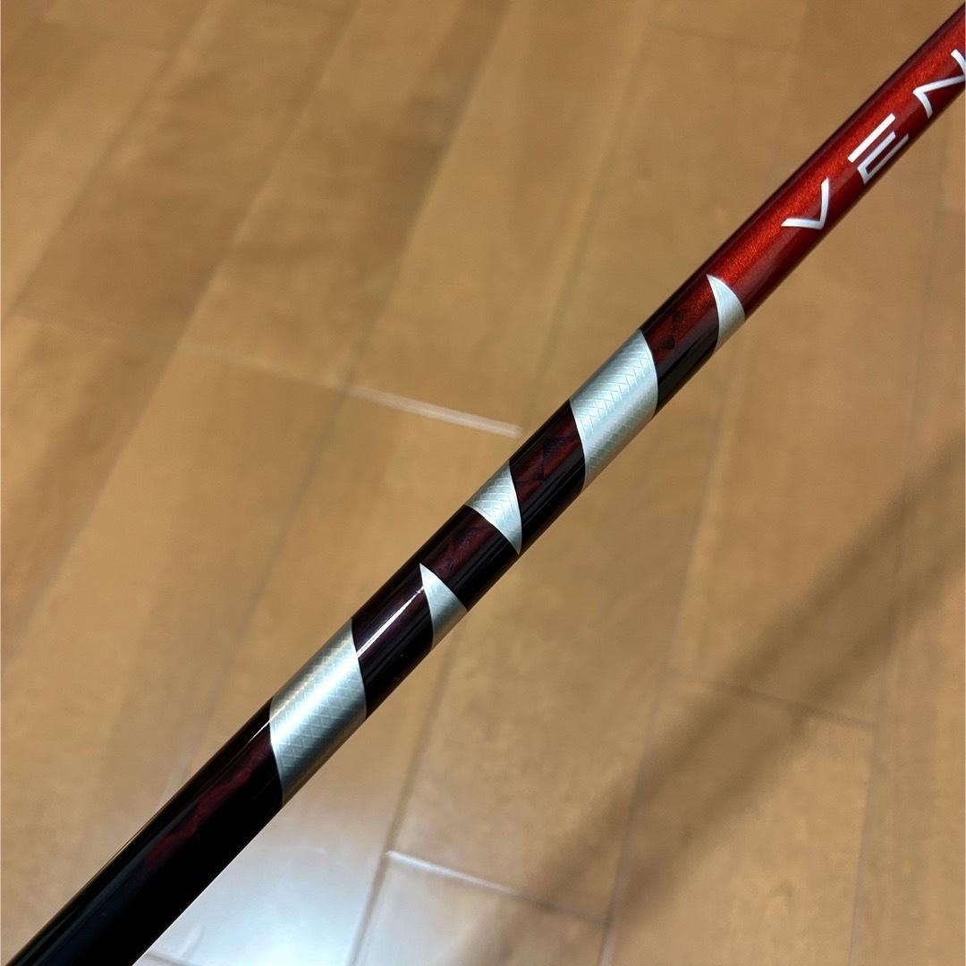 TaylorMade(テーラーメイド)のベンタス TR RED 5S ドライバー用シャフト スポーツ/アウトドアのゴルフ(クラブ)の商品写真