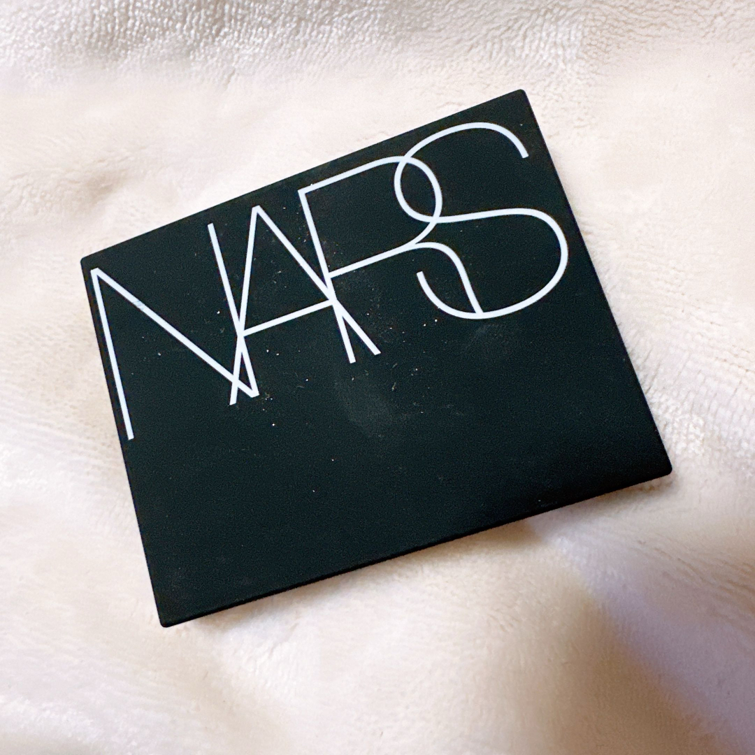 NARS(ナーズ)の☆期間限定価格　NARS クワッドアイシャドー　ORGASM コスメ/美容のベースメイク/化粧品(アイシャドウ)の商品写真