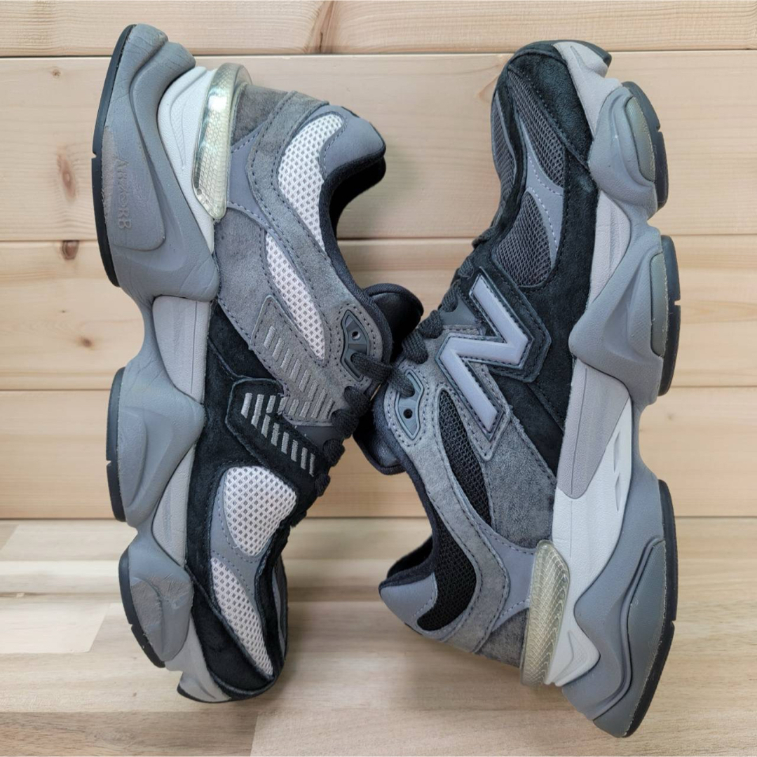 New Balance - ニューバランス U9060BLK ブラック 25.5cmの通販 New Balance - ニューバランス U9060BLK ブラック 25.5cmの通販