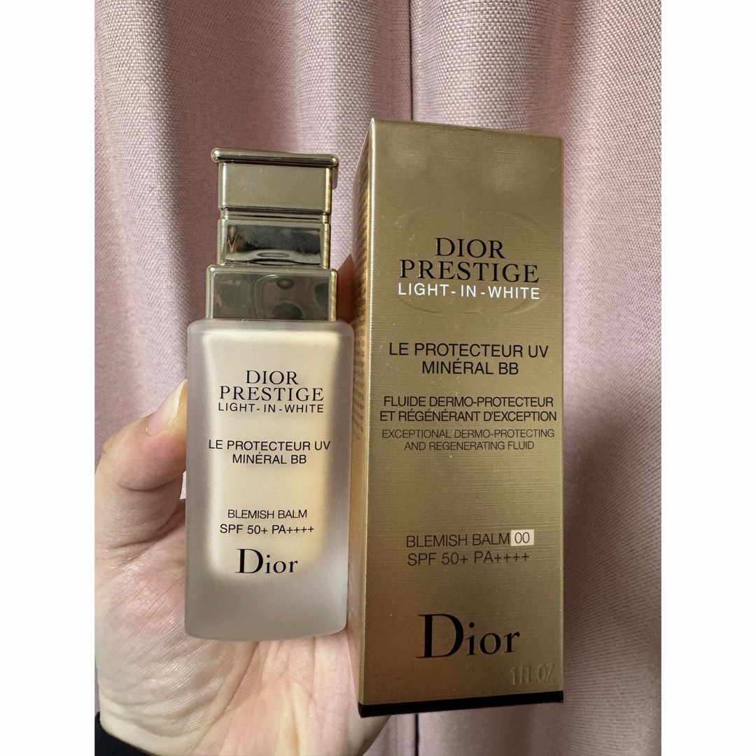 Dior(ディオール)の【あやこ様】Dior プレステージ ホワイト ミネラルBB 00 コスメ/美容のベースメイク/化粧品(BBクリーム)の商品写真
