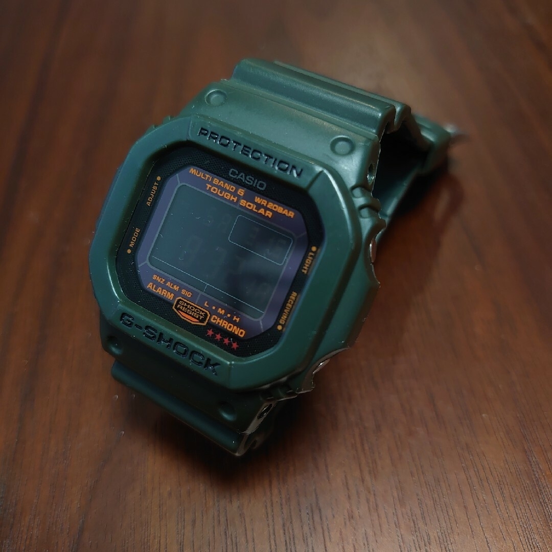 G-SHOCK(ジーショック)の【限定】G-SHOCK GW-M5610KG カーキグリーン メンズの時計(腕時計(デジタル))の商品写真