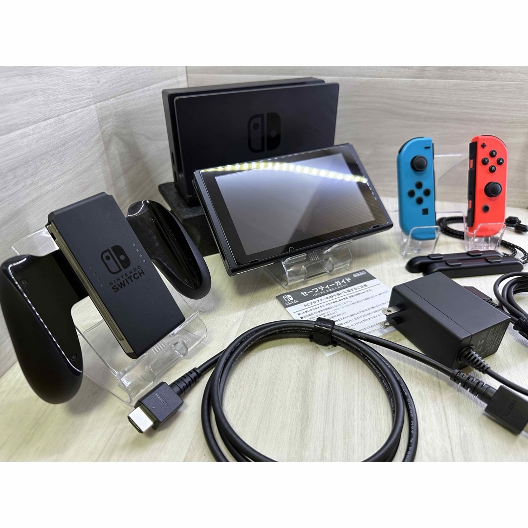 内容品完備ですぐに遊べる!2022製新型Nintendo Switch本体一式 内容品完備ですぐに遊べる!2022製新型Nintendo Switch本体一式