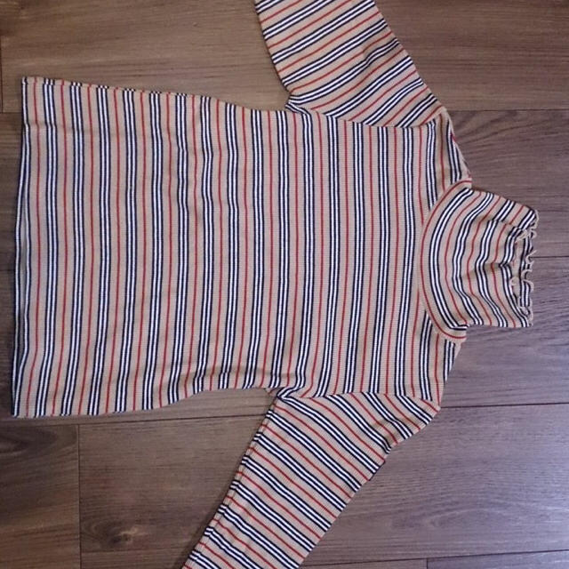 BURBERRY(バーバリー)のバーバリー長袖 キッズ/ベビー/マタニティのキッズ服女の子用(90cm~)(Tシャツ/カットソー)の商品写真