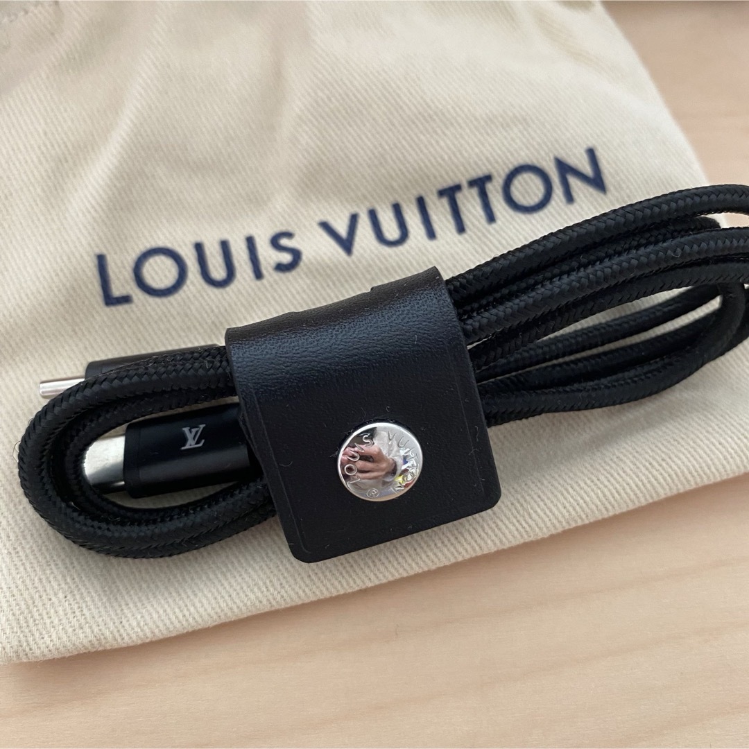 未使用!LOUIS VUITTON ルイヴィトン ホライゾン イヤホン 未使用!LOUIS VUITTON ルイヴィトン ホライゾン イヤホン