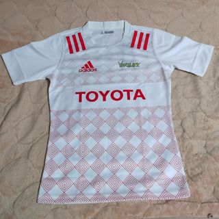 アディダス(adidas)のＴＯＹＯＴＡ　　ＶＥＲＢＬＩＴＺ　　レプリカジャージ　　メンズＬ(ラグビー)