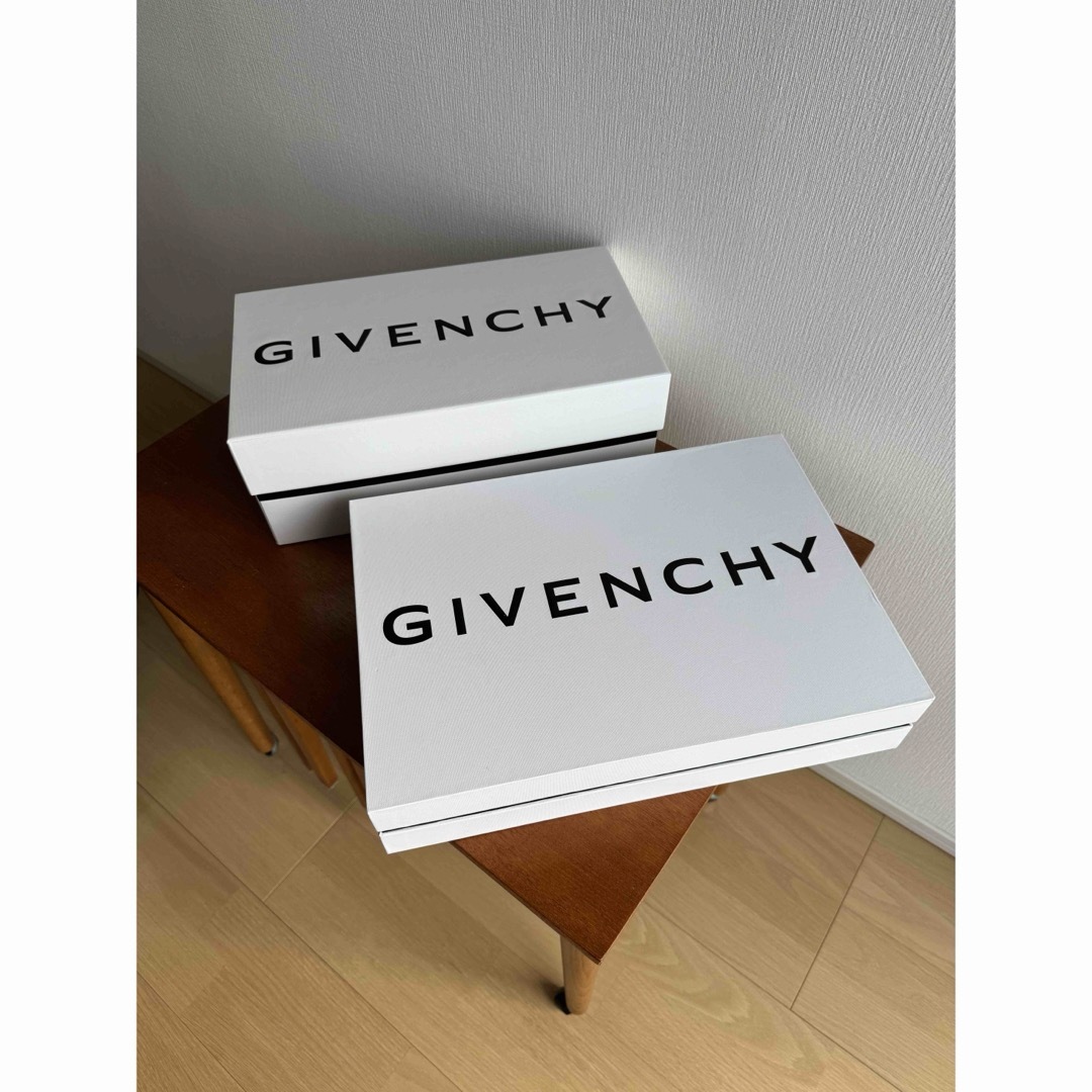 GIVENCHY(ジバンシィ)のGIVENCHY ジバンシー 靴 空箱 箱 収納袋 布袋 メンズの靴/シューズ(その他)の商品写真