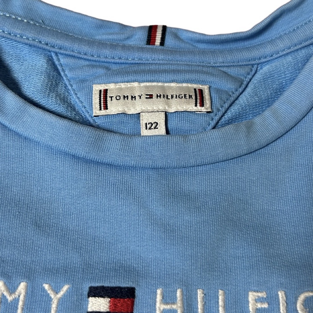 TOMMY HILFIGER(トミーヒルフィガー)のTOMMY HILFIGER トミーヒルフィガー　水色　ワンピース　120cm キッズ/ベビー/マタニティのキッズ服女の子用(90cm~)(ワンピース)の商品写真