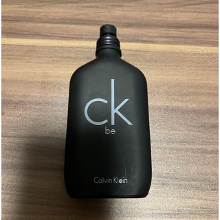 カルバンクライン(Calvin Klein)のカルバンクラインシーケービーオードトワレ100ml CK be(香水(男性用))