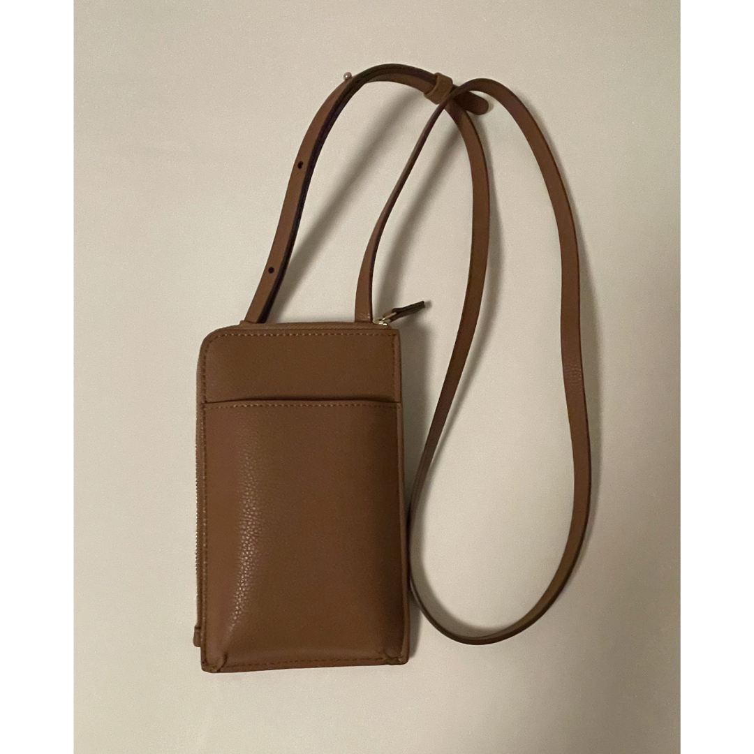 新品　未使用　ユニクロ　レザータッチ　ウォレット　ショルダーバック　Brown