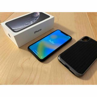 アイフォーン(iPhone)の★iPhone XR 128GB 美品 箱付属品全て有spigenケース付★(スマートフォン本体)