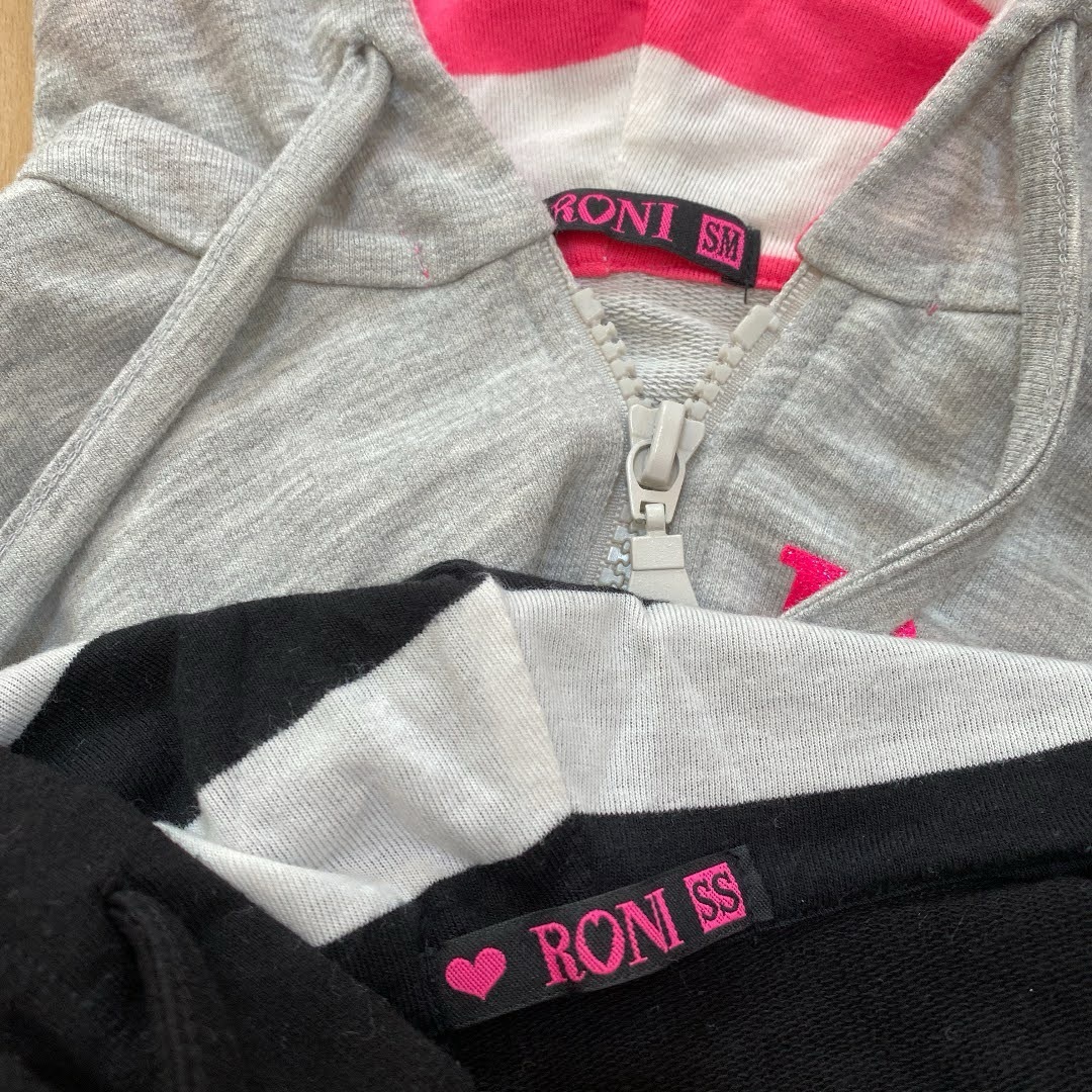 RONI(ロニィ)のRONI パーカーセット　SM SS キッズ/ベビー/マタニティのキッズ服女の子用(90cm~)(ジャケット/上着)の商品写真