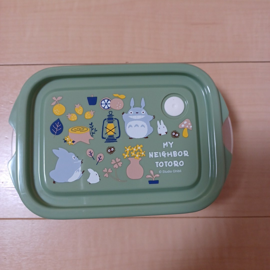 ジブリ(ジブリ)のとなりのトトロ　タッパー インテリア/住まい/日用品のキッチン/食器(弁当用品)の商品写真