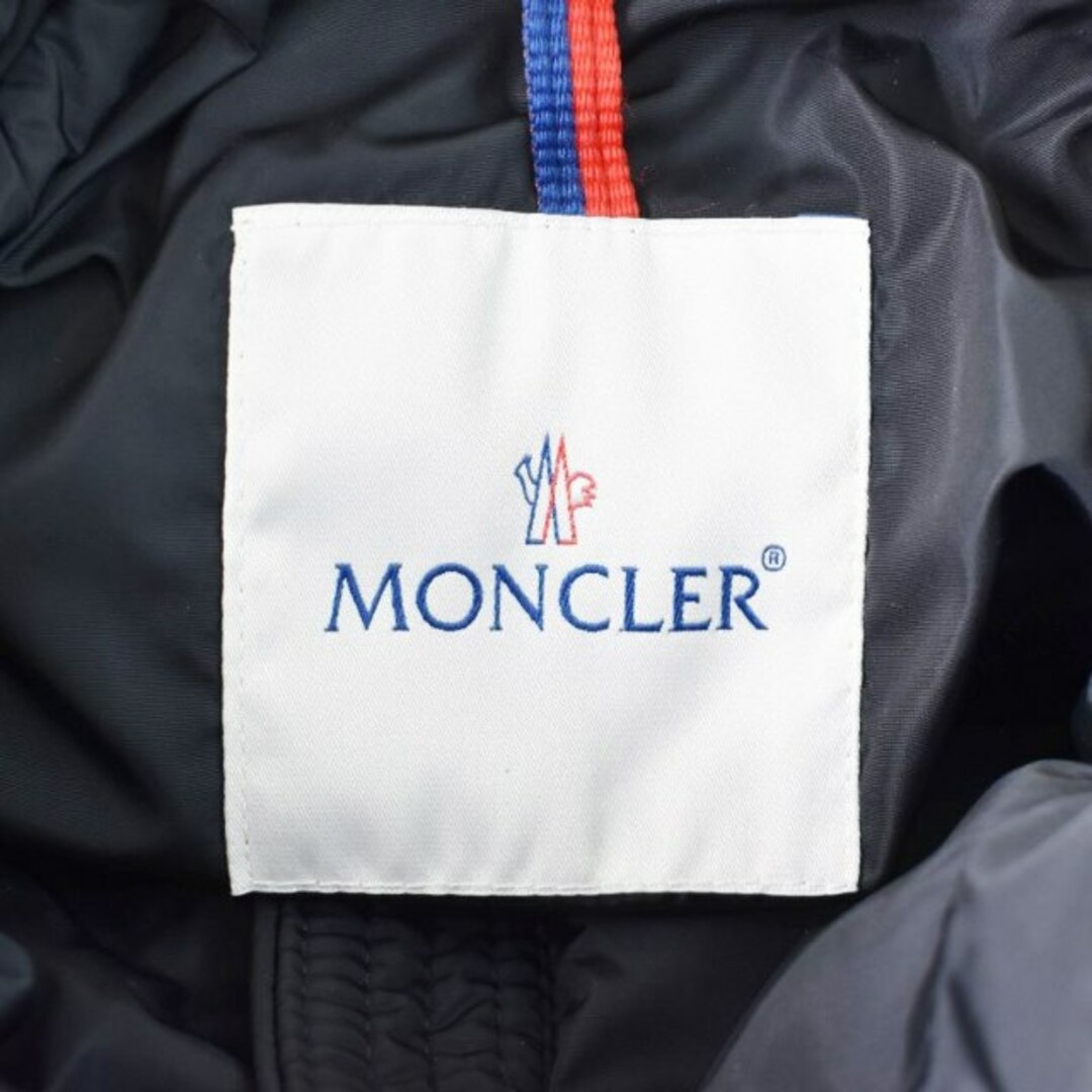 MONCLER(モンクレール)のモンクレール GENE ダウンジャケット ラクーンファー 0 黒 ブラック レディースのジャケット/アウター(ダウンコート)の商品写真