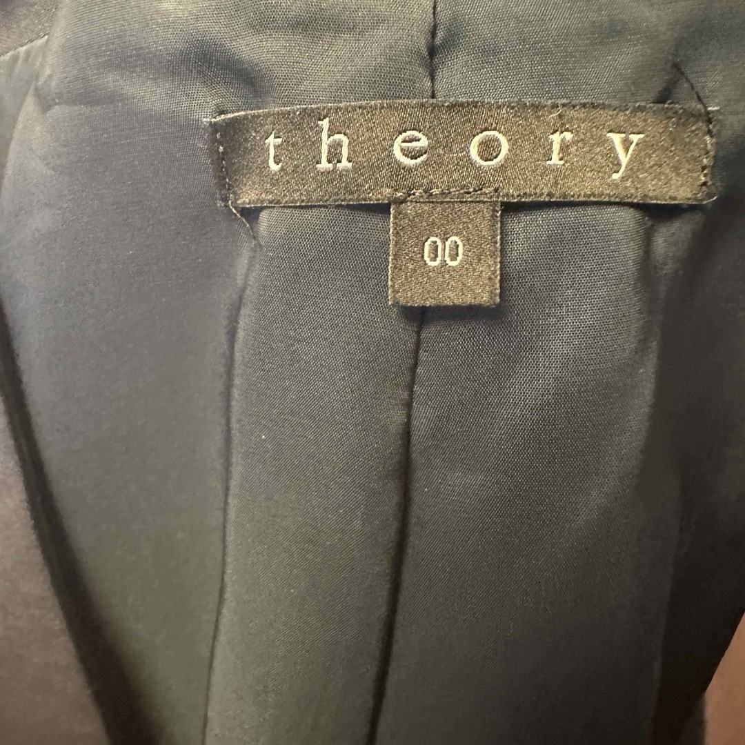 theory(セオリー)の美品　theory セオリーノーカラージャケット　00 レディースのジャケット/アウター(ノーカラージャケット)の商品写真