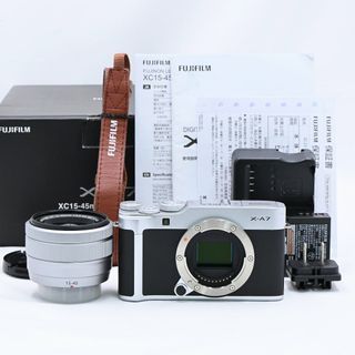 フジフイルム(富士フイルム)のFUJIFILM X-A7 レンズキット シルバー(ミラーレス一眼)