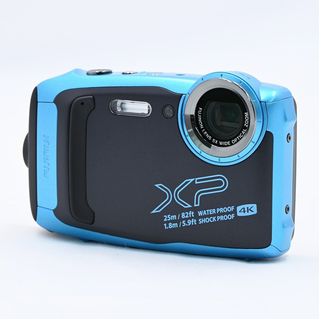 富士フイルム(フジフイルム)のFUJIFILM FinePix XP140 スカイブルー スマホ/家電/カメラのカメラ(コンパクトデジタルカメラ)の商品写真