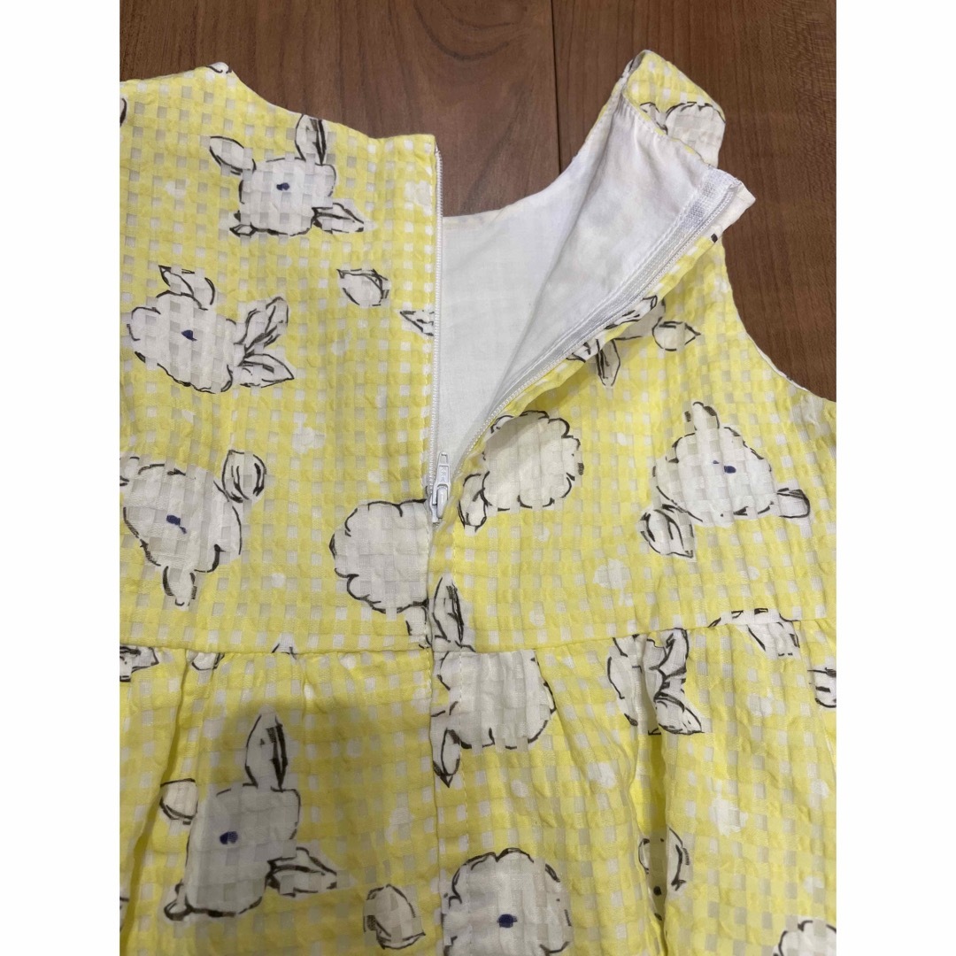 BeBe(ベベ)のBeBe ワンピース　110 キッズ/ベビー/マタニティのキッズ服女の子用(90cm~)(ワンピース)の商品写真