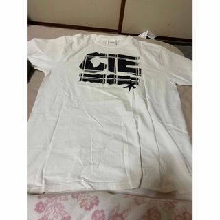 クーティー(COOTIE)のクーティー cootie tシャツ(Tシャツ/カットソー(半袖/袖なし))