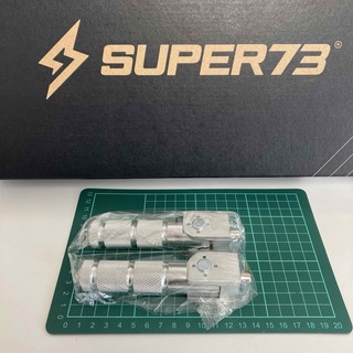 Super73 S2 RX等 シルバー ディレイラー保護 パーツ 1点新品です。(その他)
